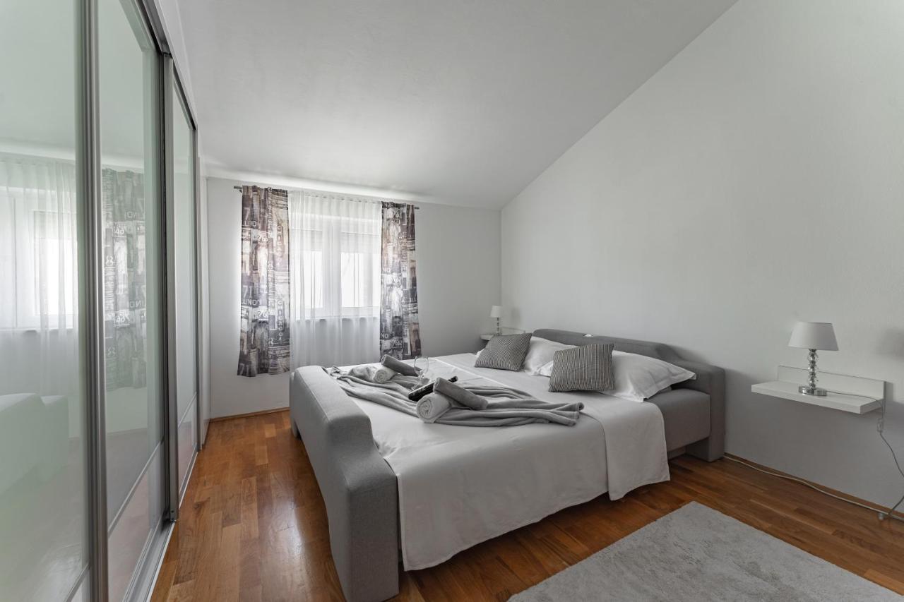 Apartments Idassa Zára Kültér fotó