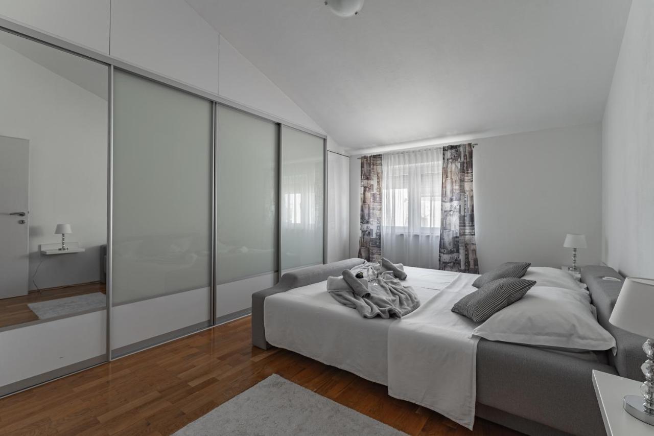 Apartments Idassa Zára Kültér fotó